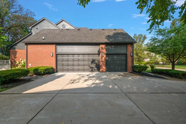 $619,000 | 2342 Ivy Hill Drive, Commerce Township, MI 48382