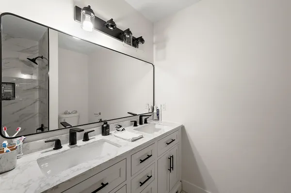 $619,000 | 2342 Ivy Hill Drive, Commerce Township, MI 48382