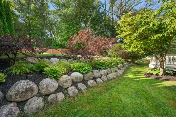 $619,000 | 2342 Ivy Hill Drive, Commerce Township, MI 48382