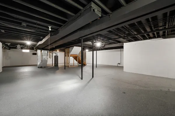 $619,000 | 2342 Ivy Hill Drive, Commerce Township, MI 48382