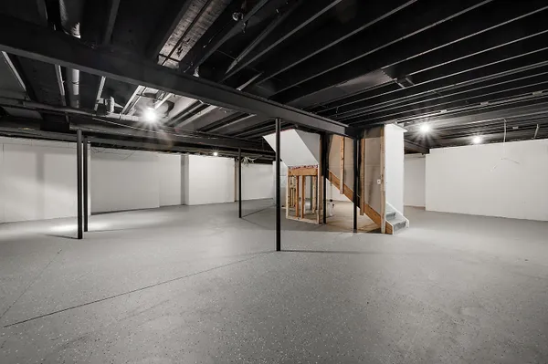 $619,000 | 2342 Ivy Hill Drive, Commerce Township, MI 48382