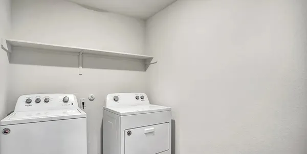 $2,500 | 11524 Rush Lane, Elgin, TX 78621