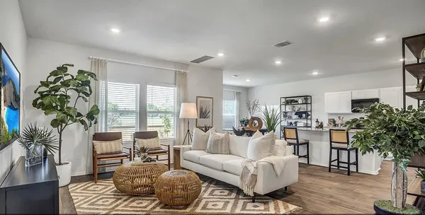 $2,500 | 11524 Rush Lane, Elgin, TX 78621