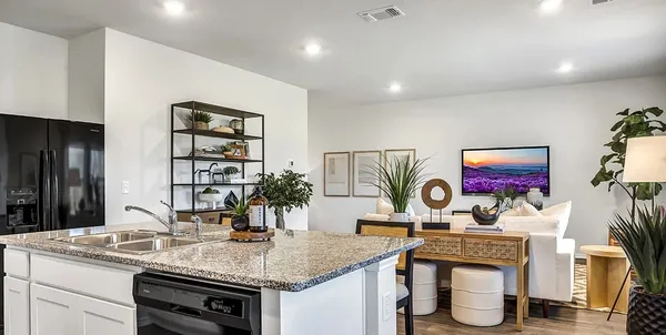 $2,500 | 11524 Rush Lane, Elgin, TX 78621