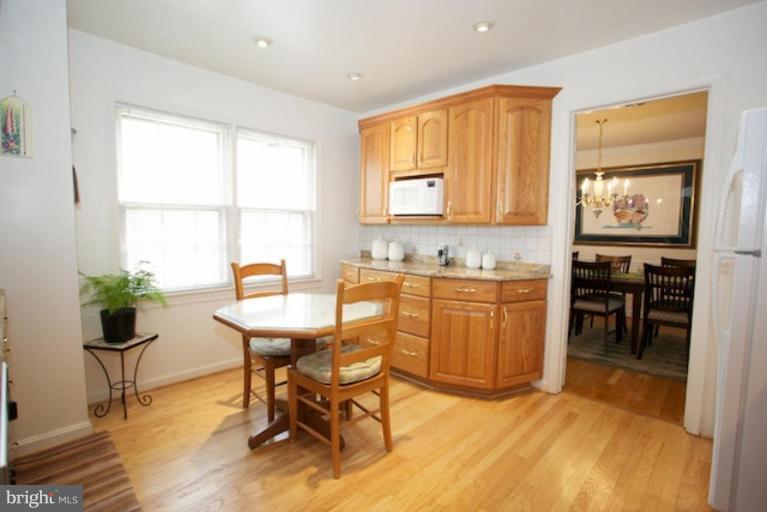 2511 Goldcup Lane Reston, VA 20191 - Photo 8 of 22 Kitchen