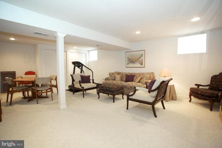 2511 Goldcup Lane Reston, VA 20191 - Photo 10 of 22 Recreation Room