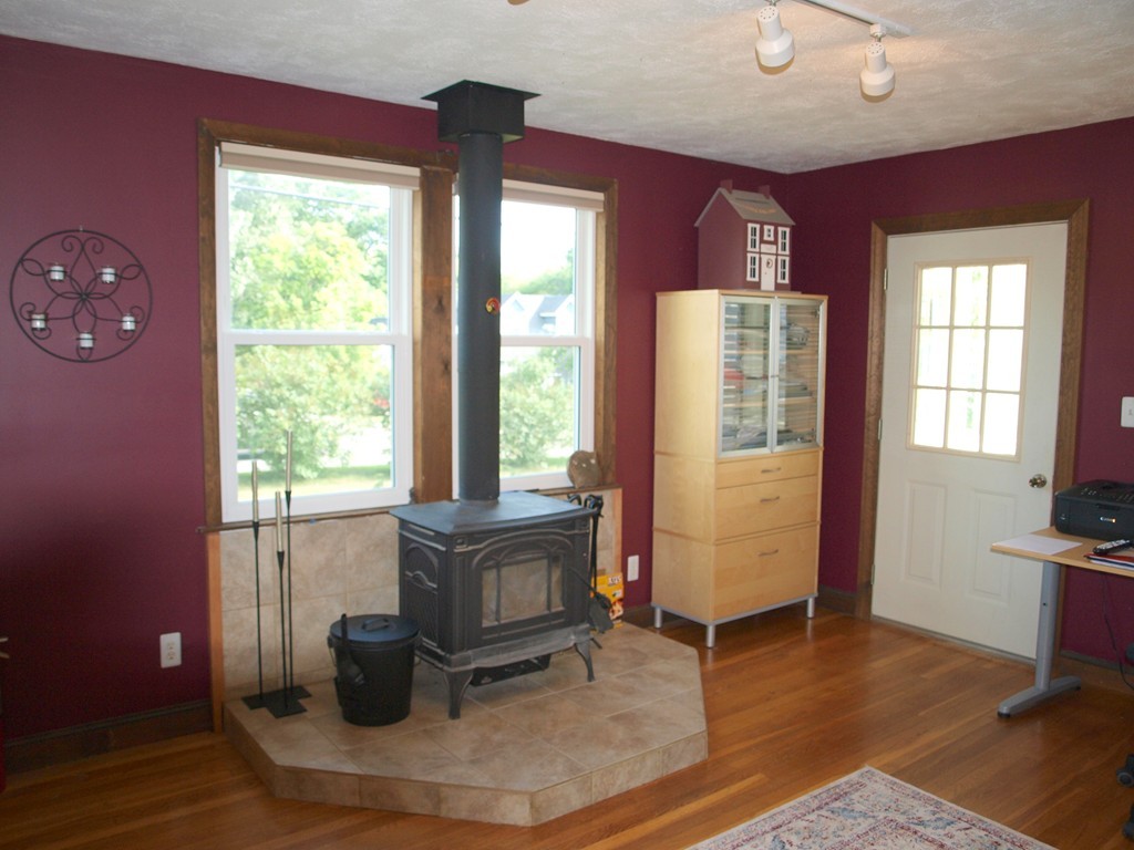 148 Dalton Road Chelmsford, MA 01824 - Photo 13 of 28 Gallery Image 13