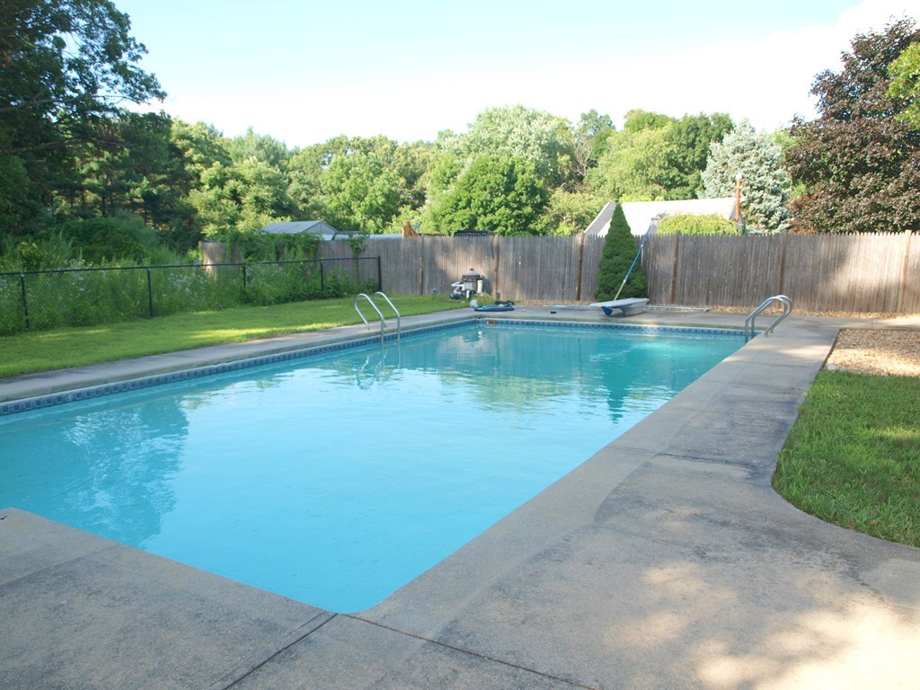 148 Dalton Road Chelmsford, MA 01824 - Photo 25 of 28 Gallery Image 25