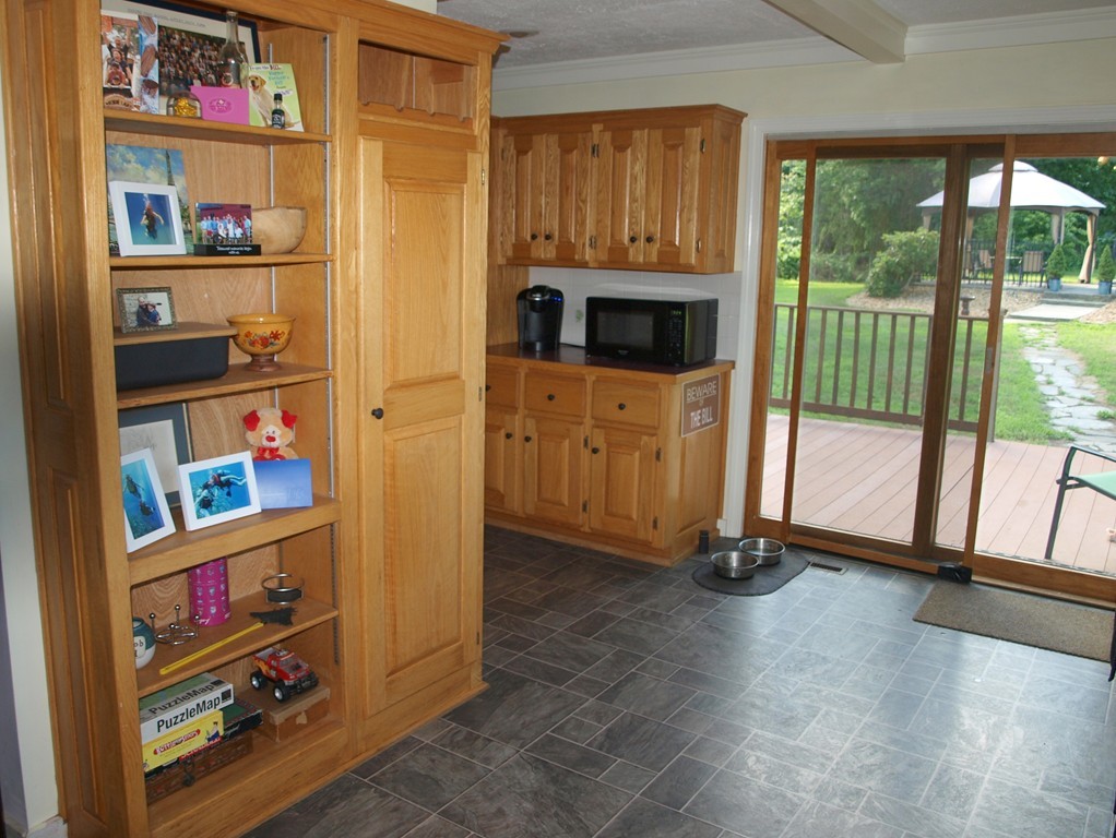 148 Dalton Road Chelmsford, MA 01824 - Photo 10 of 28 Gallery Image 10