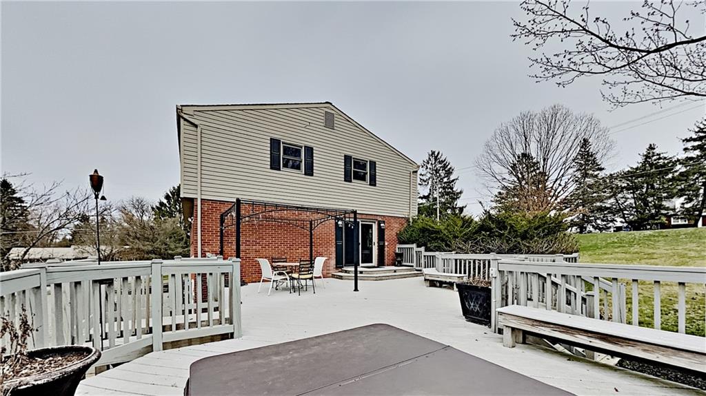 163 Logan Road Gibsonia, PA 15044 - Photo 22 of 25 Gallery Image 22