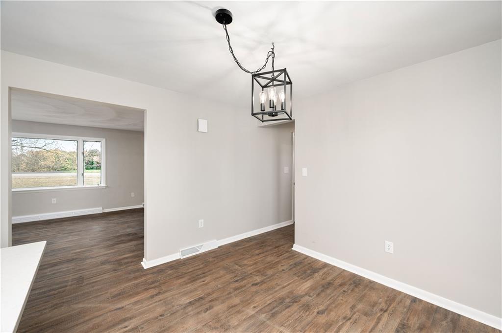 183 Eagle Mill Road Butler, PA 16001 - Photo 13 of 30 Dining Room