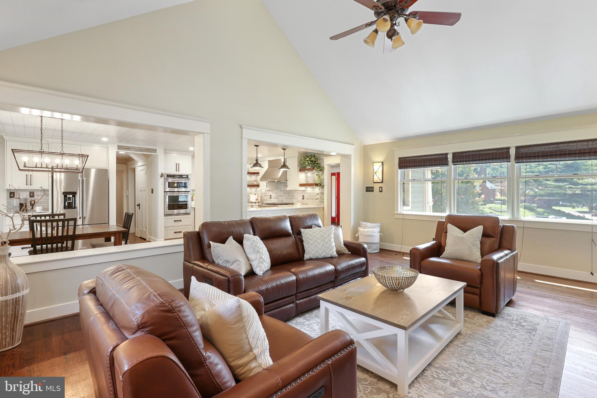 1906 Lamson Place McLean, VA 22101 - Photo 3 of 50