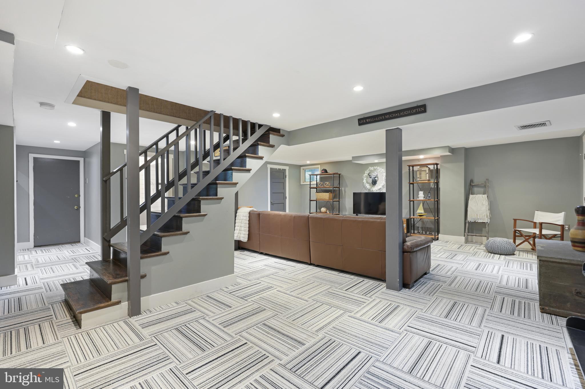 1906 Lamson Place McLean, VA 22101 - Photo 36 of 50