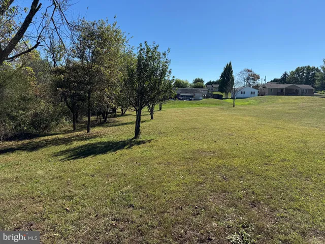 $239,900 | 305 Seven Stars Road, Gettysburg, PA 17325