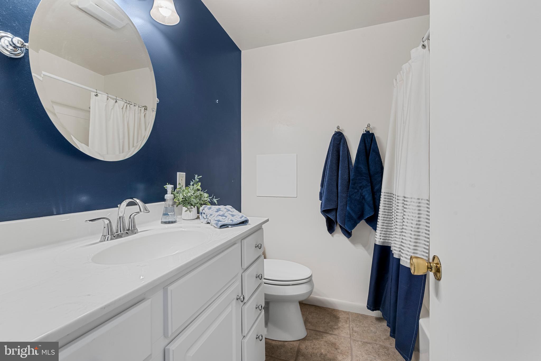 1809 Miller Road Cockeysville, MD 21030 - Photo 21 of 33 Hall bath