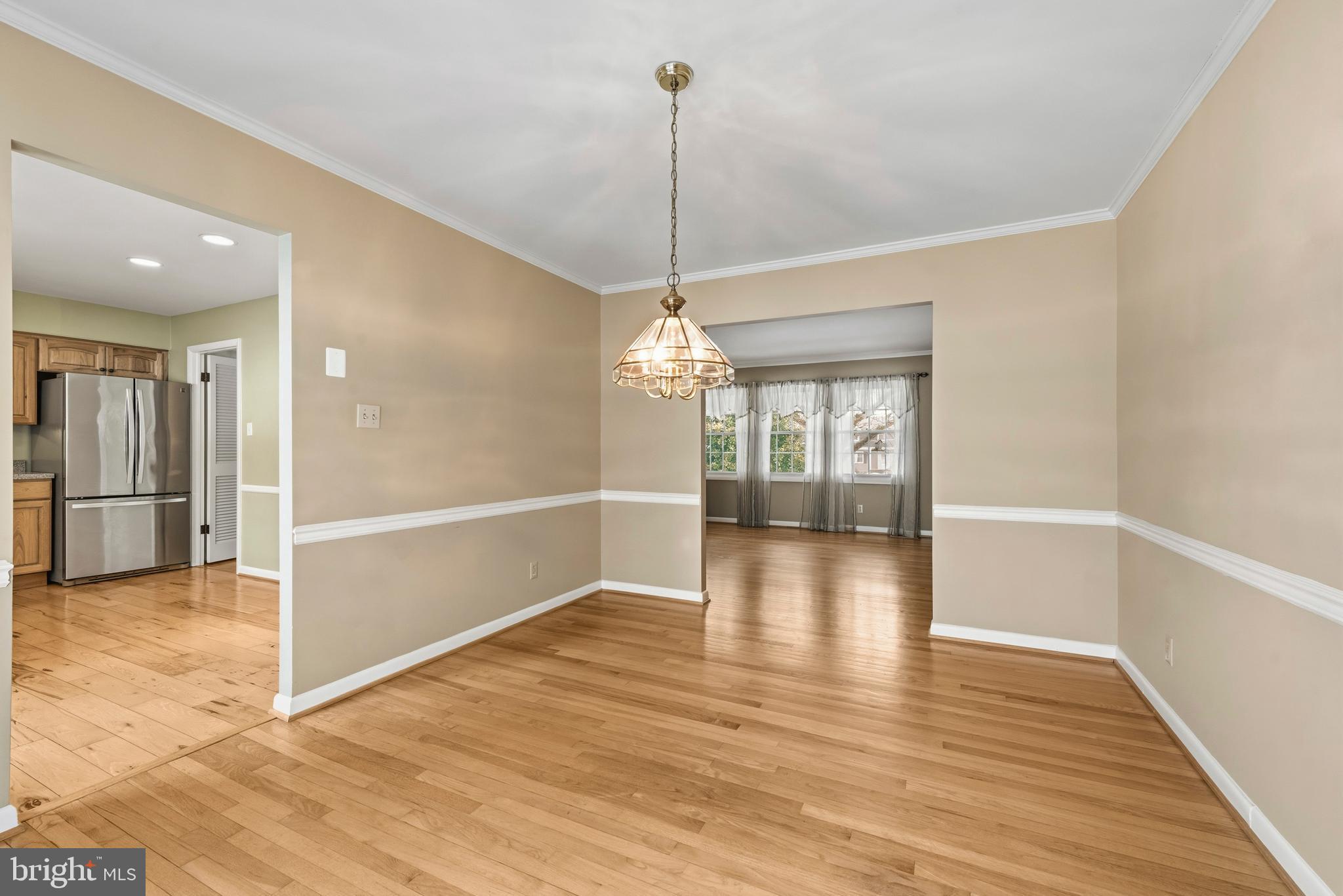 1809 Miller Road Cockeysville, MD 21030 - Photo 8 of 38 Dining room
