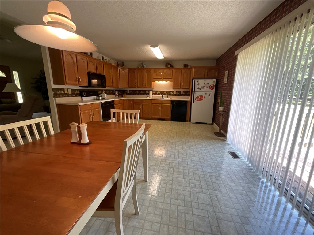 150 Clydesdale Road Seneca, SC 29678 - Photo 14 of 37 Gallery Image 14