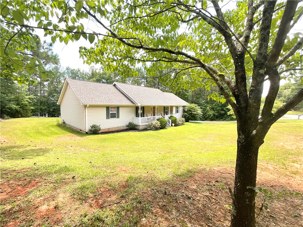 150 Clydesdale Road Seneca, SC 29678 - Photo 3 of 37 Gallery Image 3