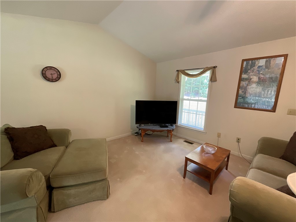 150 Clydesdale Road Seneca, SC 29678 - Photo 9 of 37 Gallery Image 9