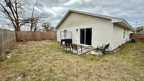 $275,000 | 906 Southeast 5th Street, Mulberry, FL 33860