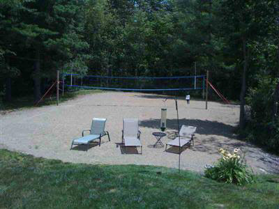 9218 Center Road Fenton, MI 48430 - Photo 4 of 28 20282499-3.JPG
