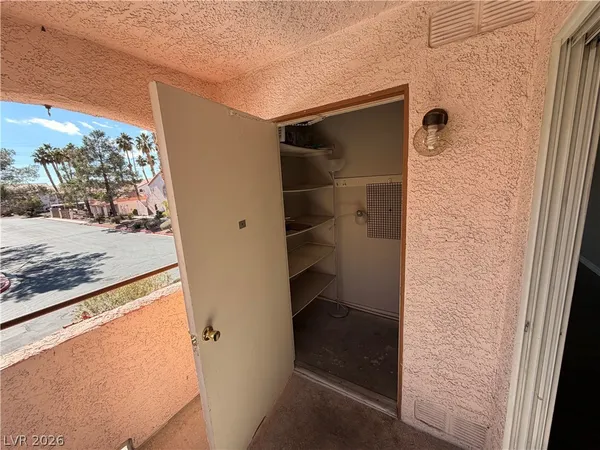 $1,450 | 7570 West Flamingo Road, Unit 231, Las Vegas, NV 89147