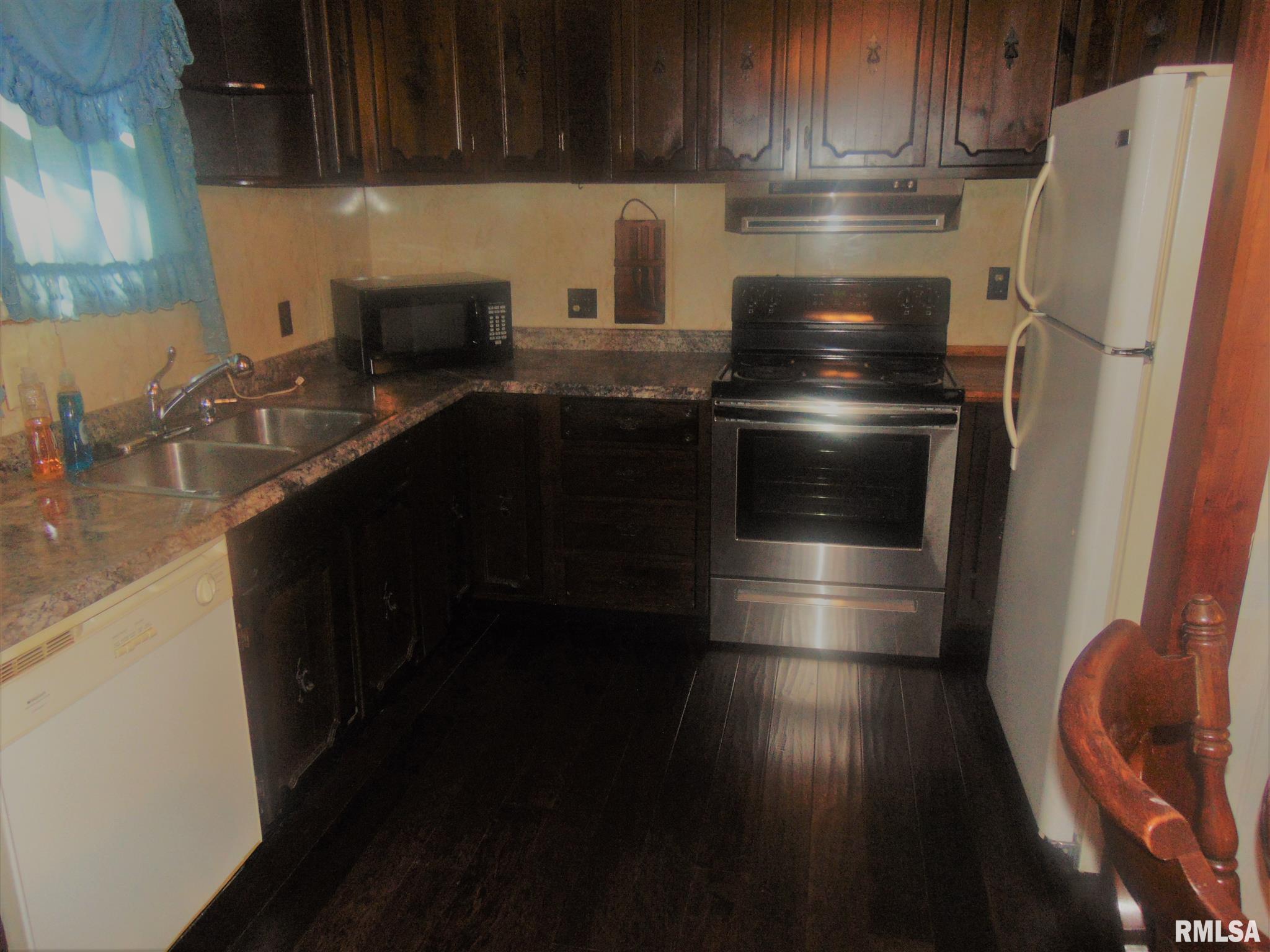 15976 North Bend Road Carterville, IL 62918 - Photo 15 of 29 Gallery Image 15