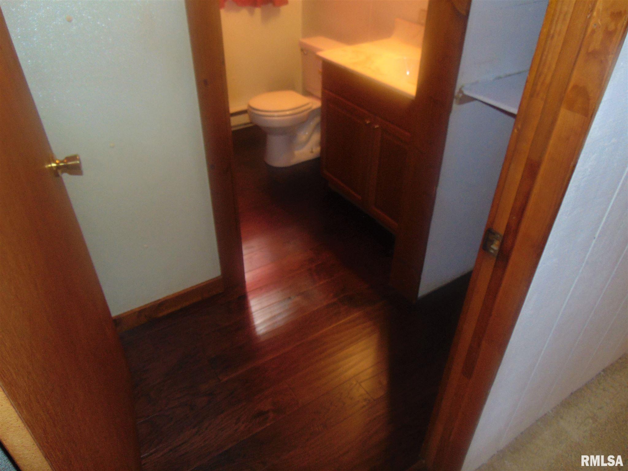 15976 North Bend Road Carterville, IL 62918 - Photo 17 of 29 Gallery Image 17
