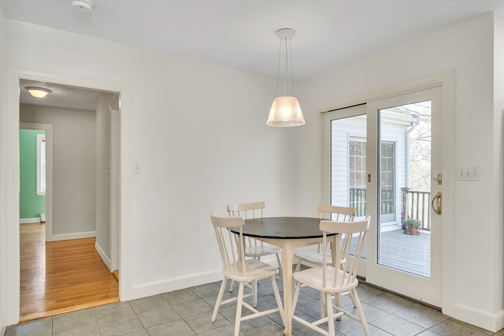 106 Grove Street Lexington, MA 02420 - Photo 7 of 42