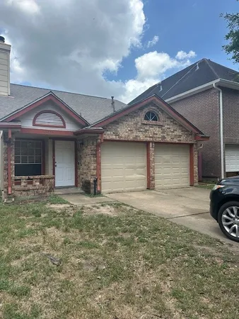 $1,700 | 8611 Green Cedar Drive, Houston, TX 77083