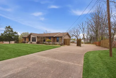 $625,000 | 3016 Dell Drive, Hermitage, TN 37076