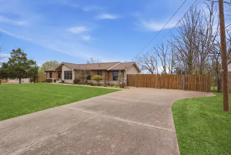 $625,000 | 3016 Dell Drive, Hermitage, TN 37076