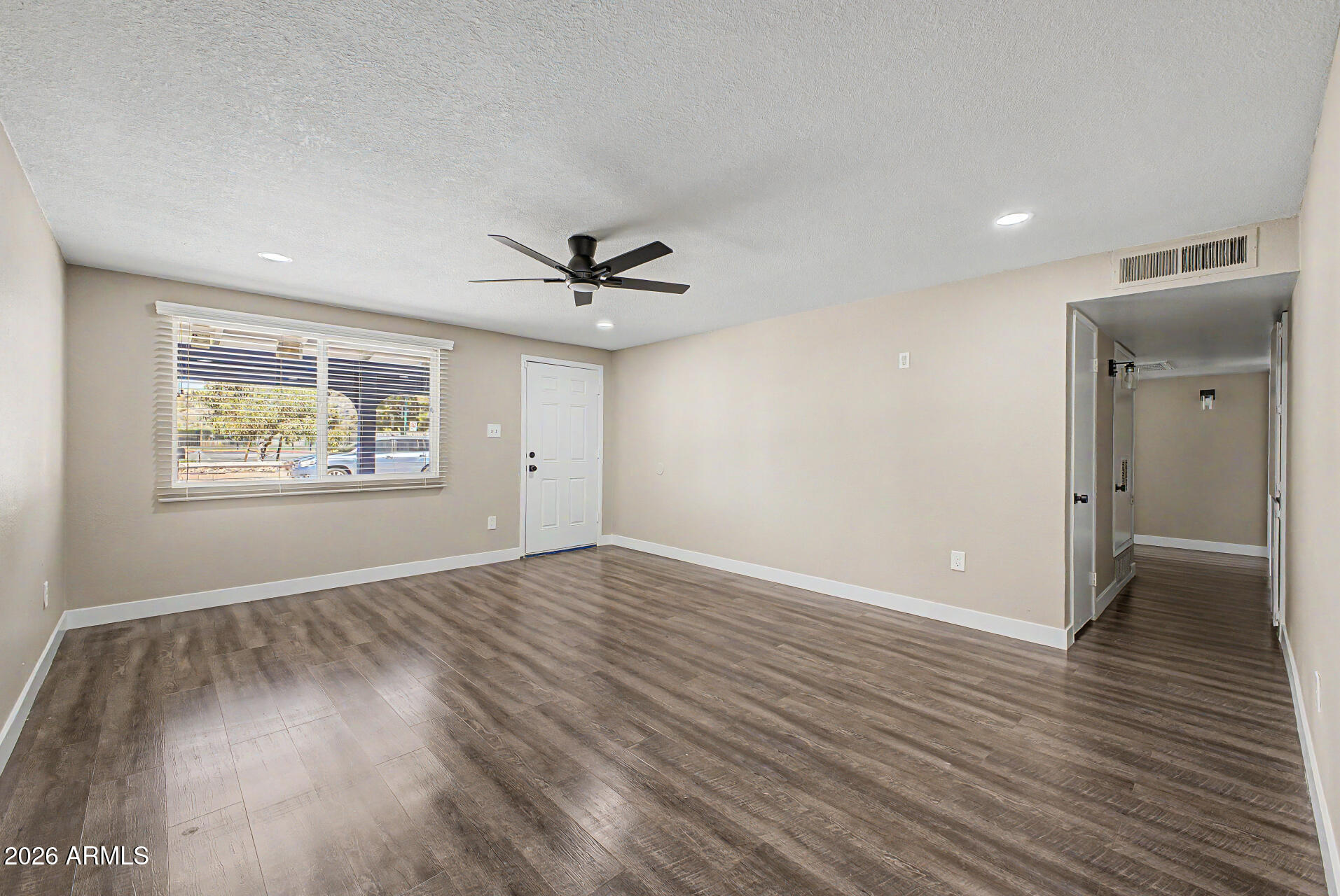 1645 West Thunderbird Road Phoenix, AZ 85023 - Photo 10 of 34
