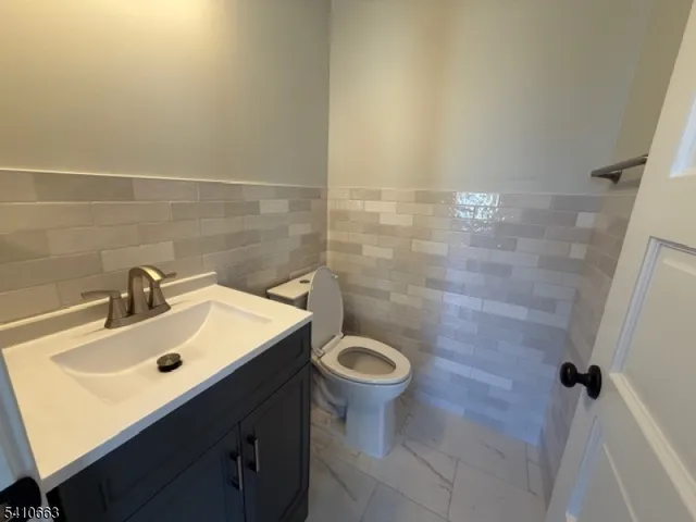 $2,100 | 1122 East Boulevard, Unit A, Alpha, NJ 08865