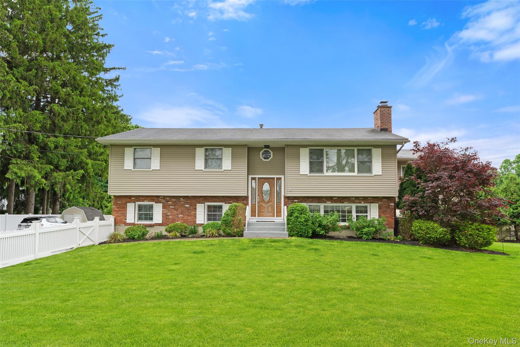 1 Sherwood Road Congers, NY 10920 - Photo 2 of 31