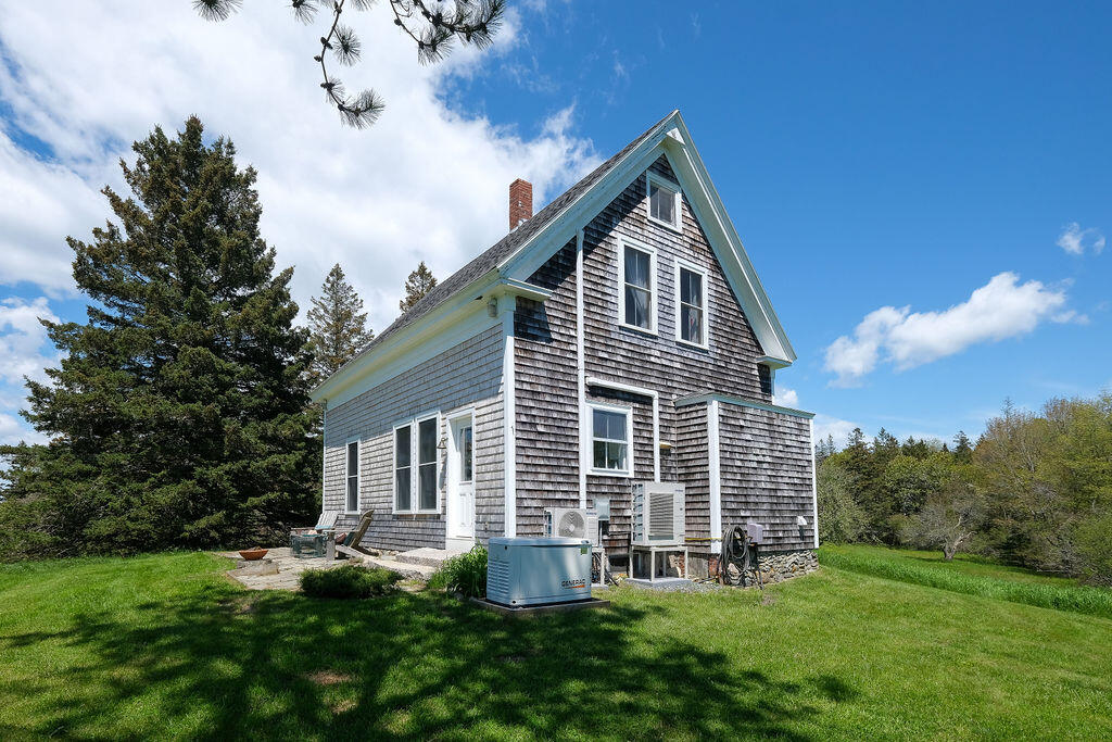 336 Sunset Cross Road Deer Isle, ME 04627 - Photo 4 of 50 336SunsetCrossroad-2