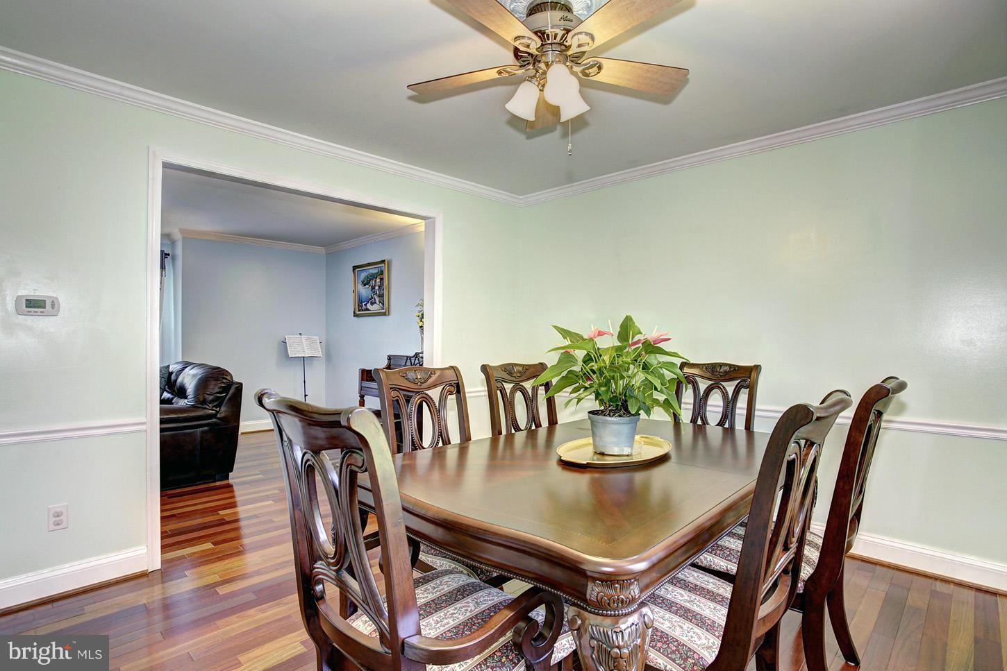 11010 Old Coach Road Potomac, MD 20854 - Photo 7 of 22 Dining Room
