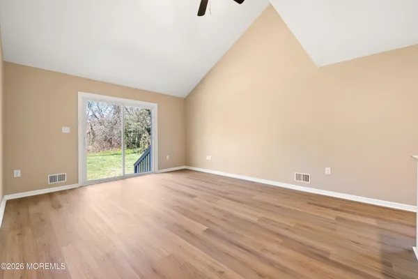 $509,900 | 7 Lake Avenue, Island Heights, NJ 08732