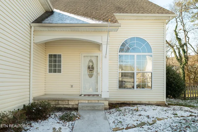 $465,000 | 929 Station View Road, Knoxville, TN 37919