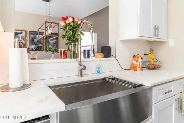 $465,000 | 929 Station View Road, Knoxville, TN 37919