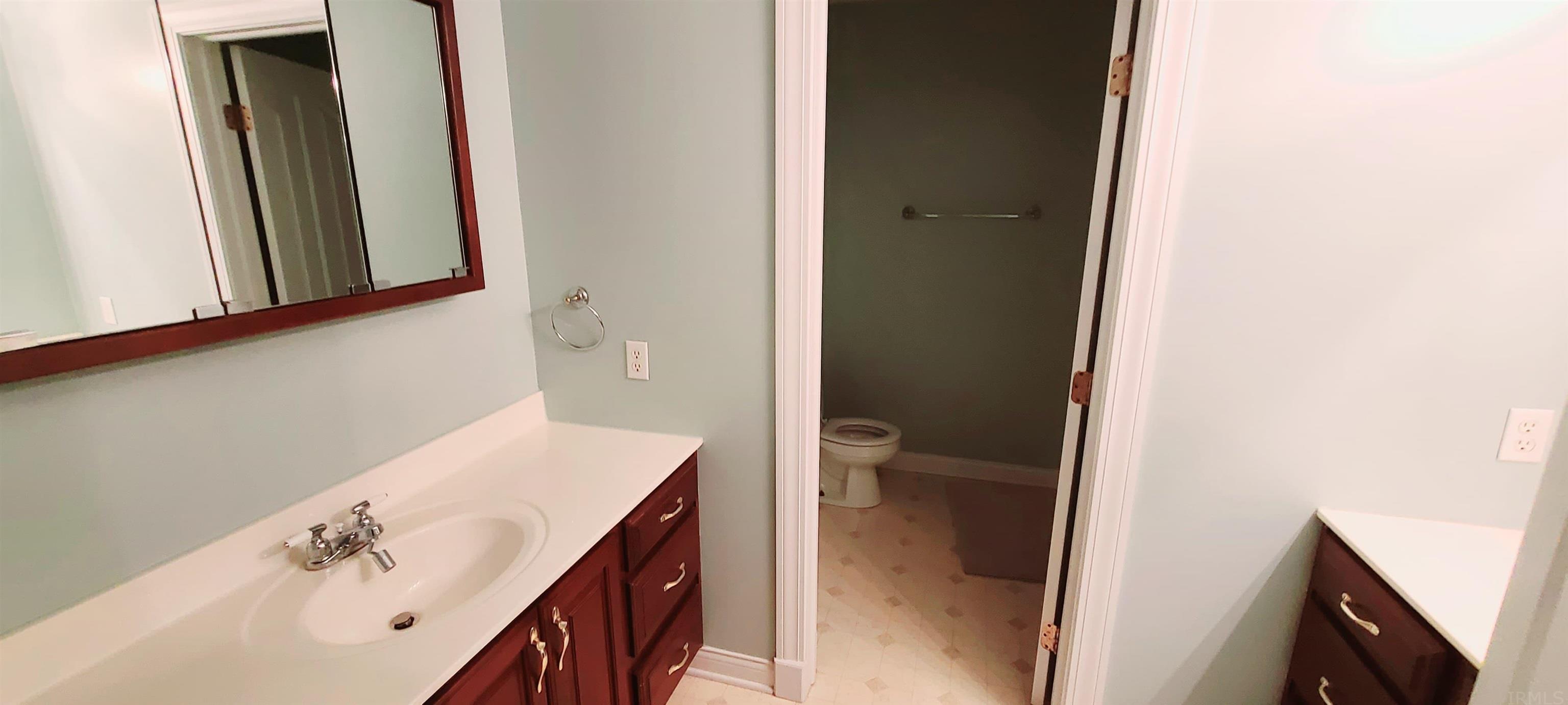 509 South Buckingham Road Yorktown, IN 47396 - Photo 11 of 18 Gallery Image 11
