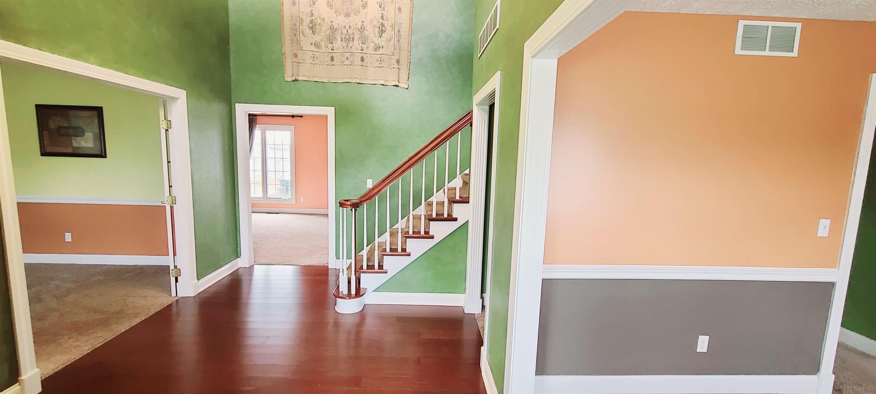 509 South Buckingham Road Yorktown, IN 47396 - Photo 2 of 18 Gallery Image 2