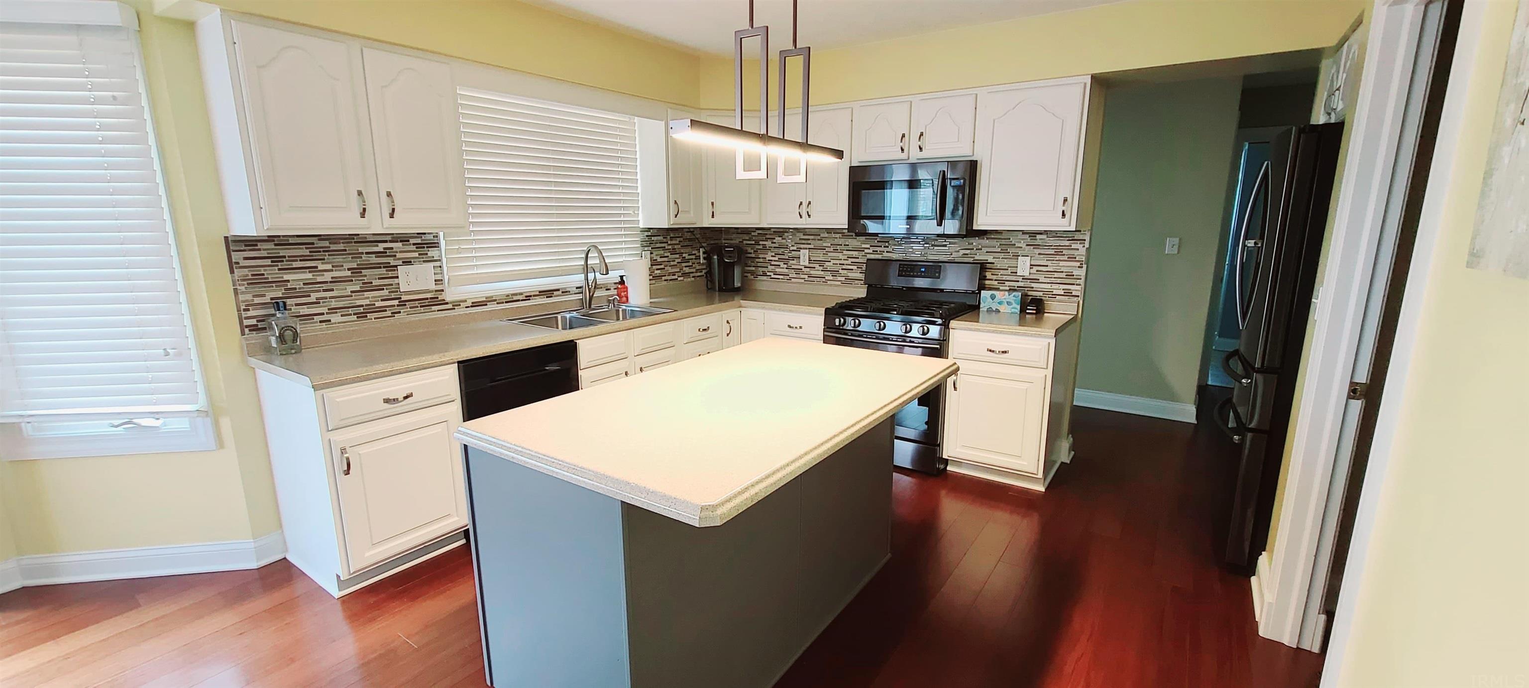 509 South Buckingham Road Yorktown, IN 47396 - Photo 6 of 18 Gallery Image 6