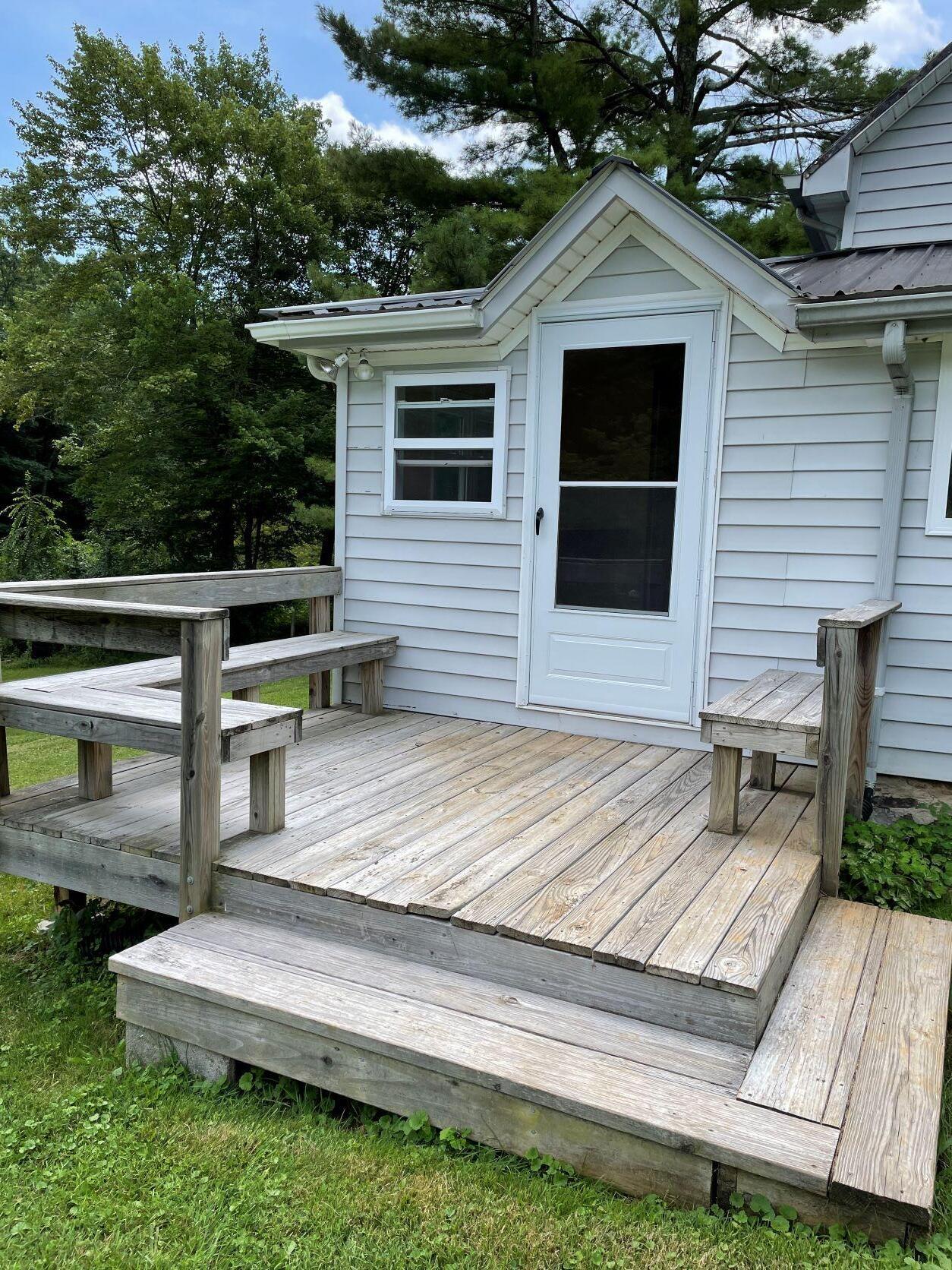 2113 Union School Road Southwest Willis, VA 24380 - Photo 12 of 47 15