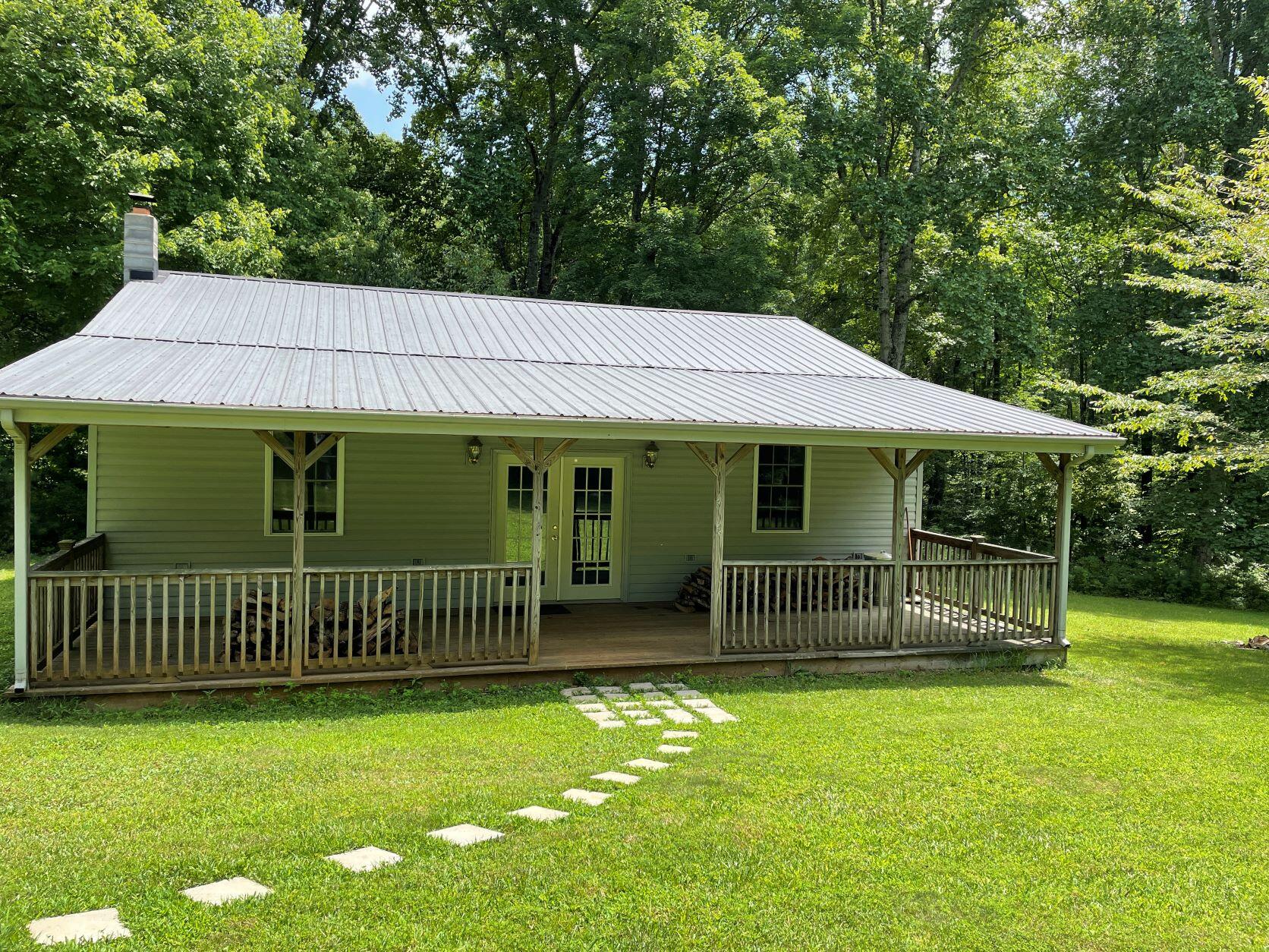 2113 Union School Road Southwest Willis, VA 24380 - Photo 21 of 47 23