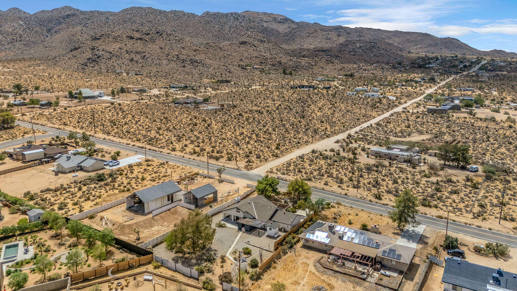 7815 Sunset Road Joshua Tree, CA 92252 - Photo 69 of 71 DJI_20260821140945_0194_D