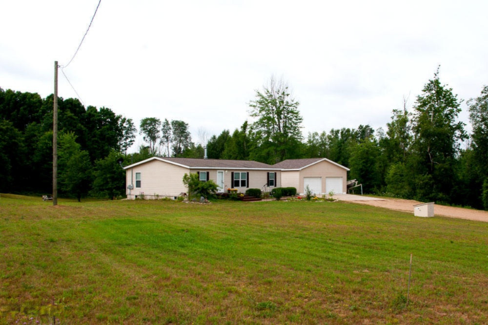 849 22 Mile Road Barryton, MI 49305 - Photo 6 of 34 00000007
