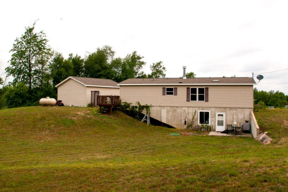 849 22 Mile Road Barryton, MI 49305 - Photo 10 of 34 00000033