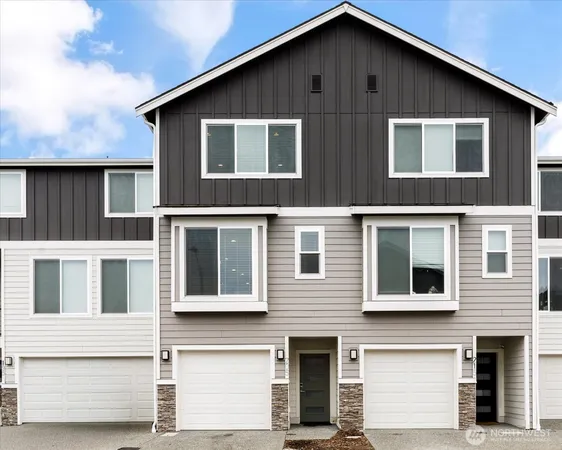 $449,500 | 205 Southwest 4th Avenue, Oak Harbor, WA 98277