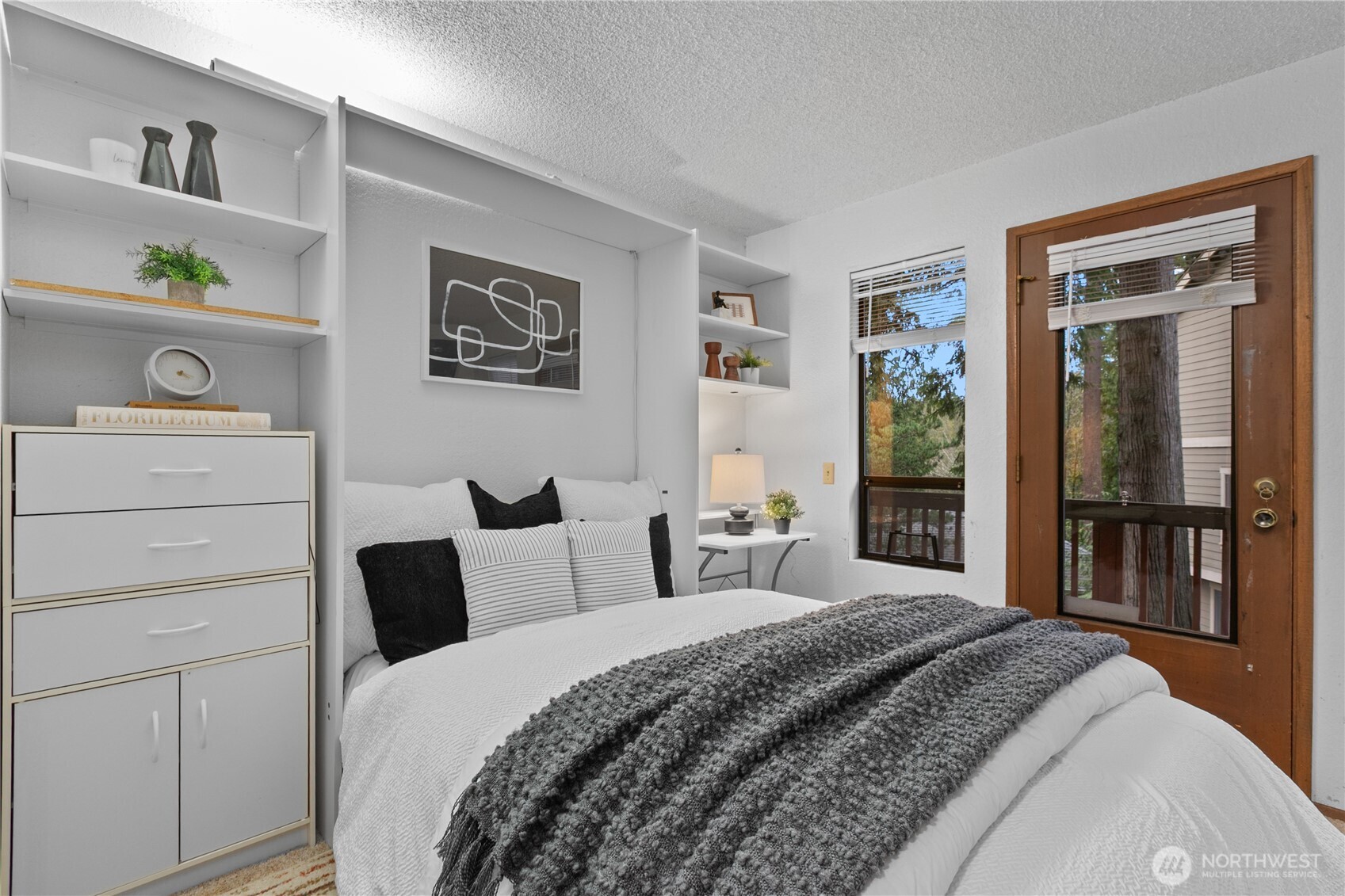 111 Grand View Lane Bellingham, WA 98229 - Photo 15 of 39